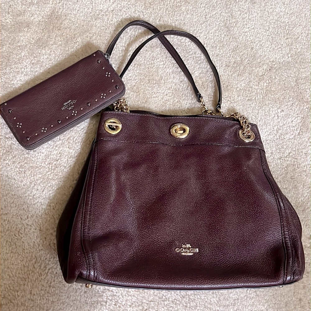 Burgundy Coach purse with matching long wallet